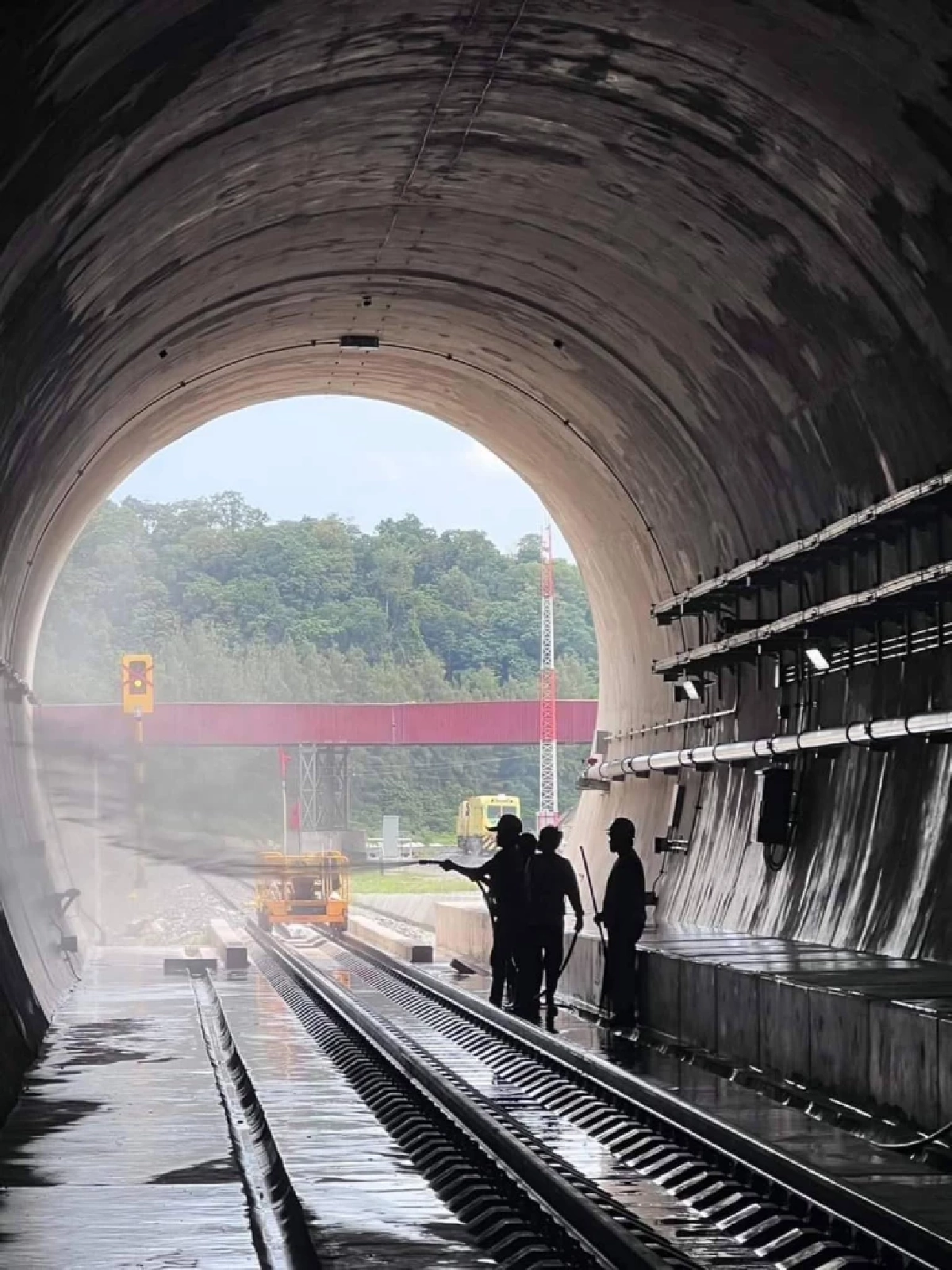 การรถไฟฯ แจ้งเลื่อนเปิดเดินรถ ผ่านอุโมงค์ผาเสด็จ-หินลับ เป็นเดือน ก.ย. 67