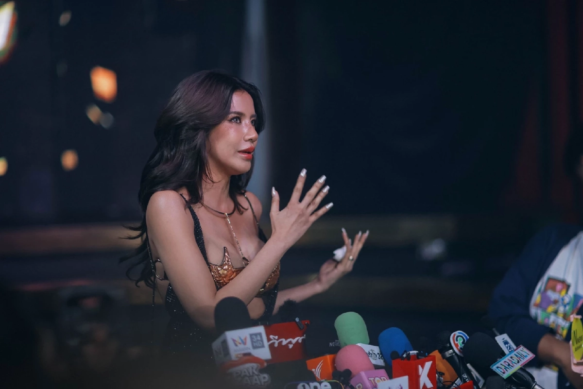 "ใบเตย" ขอบคุณ "เฮียฮ้อ" ที่ให้โอกาส โชว์เต้น เเท่ด เเท่ด สุดเร้าใจ