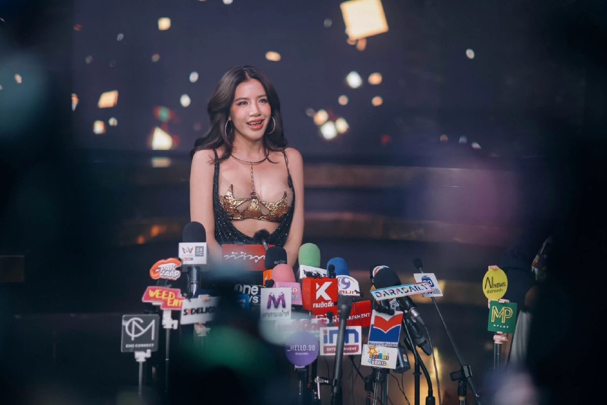 "ใบเตย" ขอบคุณ "เฮียฮ้อ" ที่ให้โอกาส โชว์เต้น เเท่ด เเท่ด สุดเร้าใจ