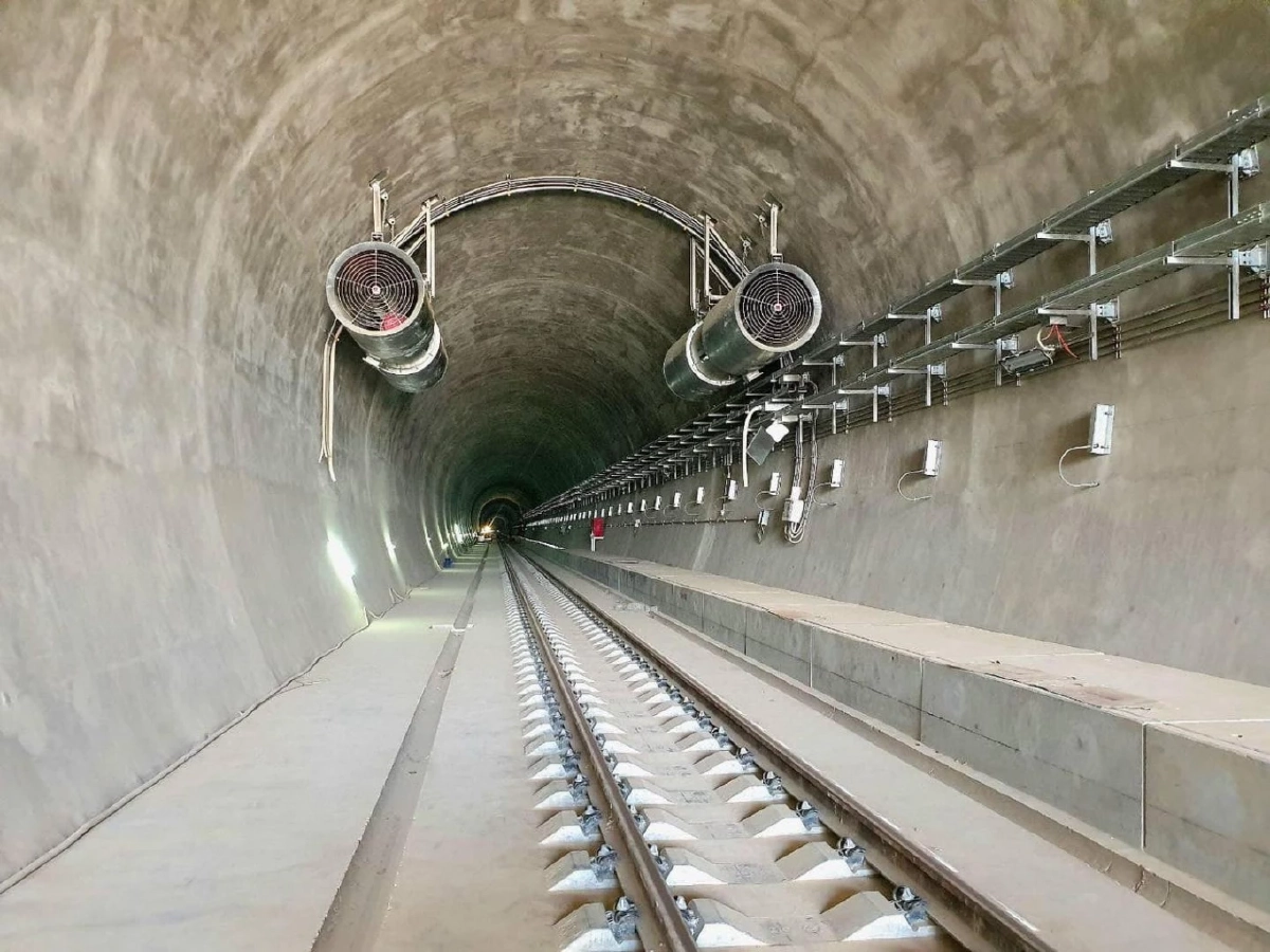 การรถไฟฯ แจ้งเลื่อนเปิดเดินรถ ผ่านอุโมงค์ผาเสด็จ-หินลับ เป็นเดือน ก.ย. 67