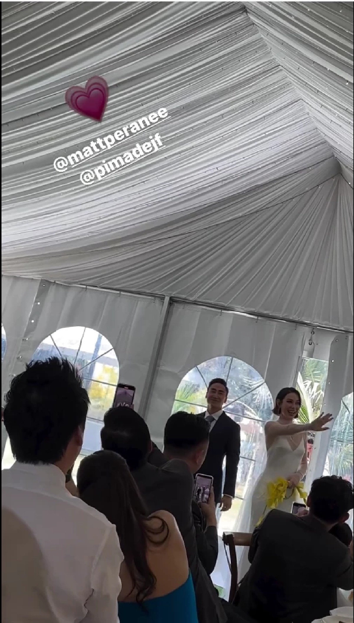 เปิดเบื้องหลังชุดแต่งงานเจ้าสาว "แมท ภีรนีย์"