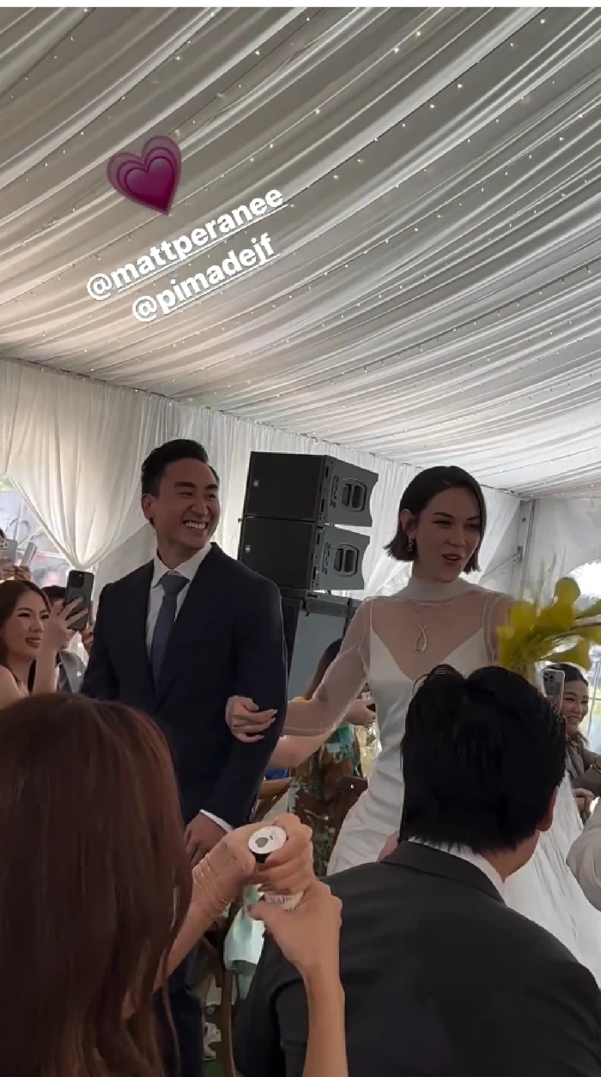 เปิดเบื้องหลังชุดแต่งงานเจ้าสาว "แมท ภีรนีย์"