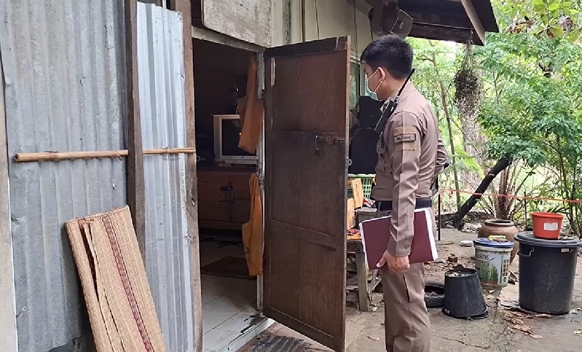 โหดเหี้ยม คนร้ายสังหาร หลวงพ่อ อายุ 73 ปี เสียชีวิตคากุฏิ