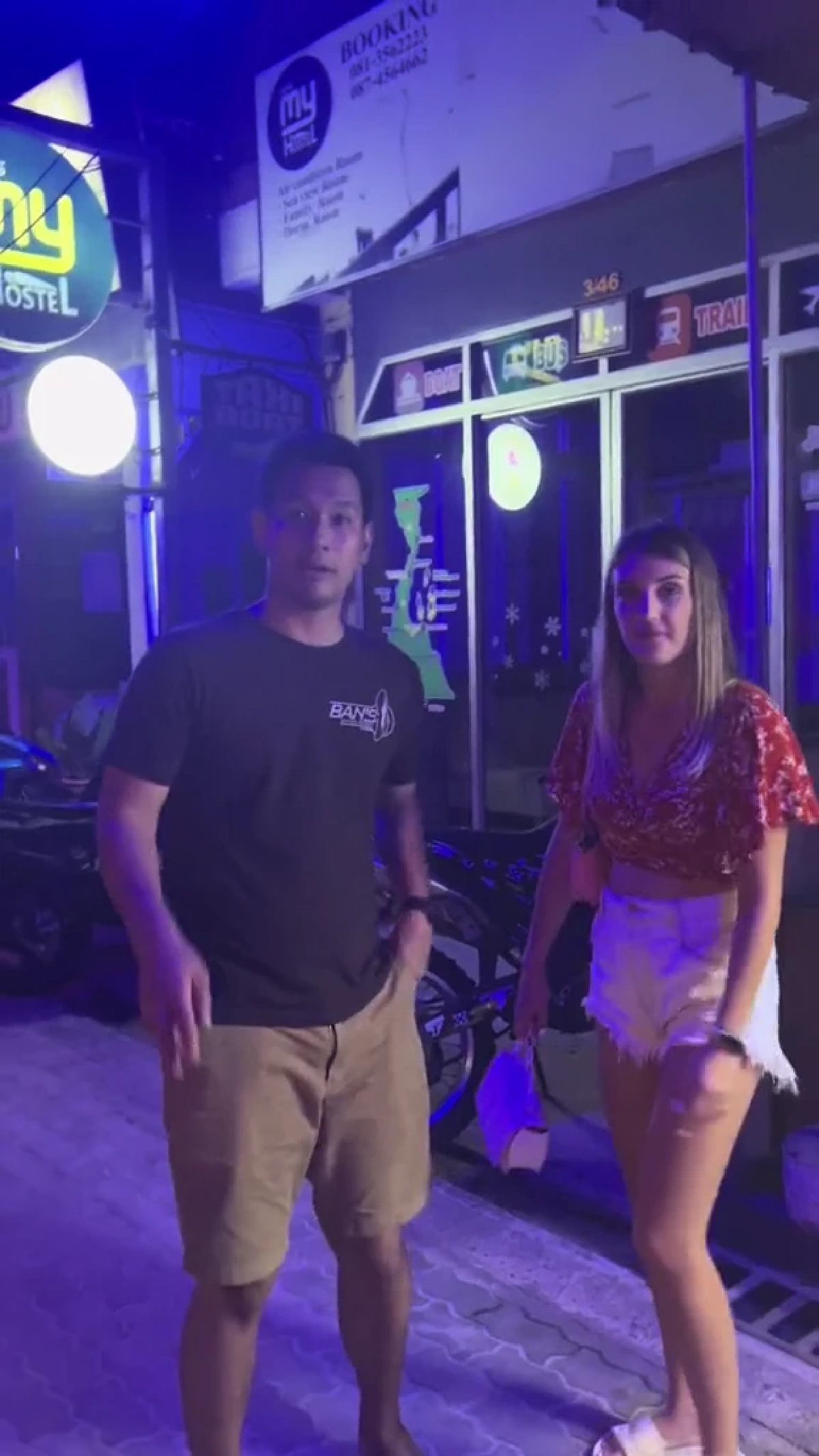 เปิดภาพ "อ๋อม อรรคพันธ์" จีบ "ดาเรีย เชฟรุก" ภรรยาสาวชาวต่างชาติ ที่เกาะเต่า