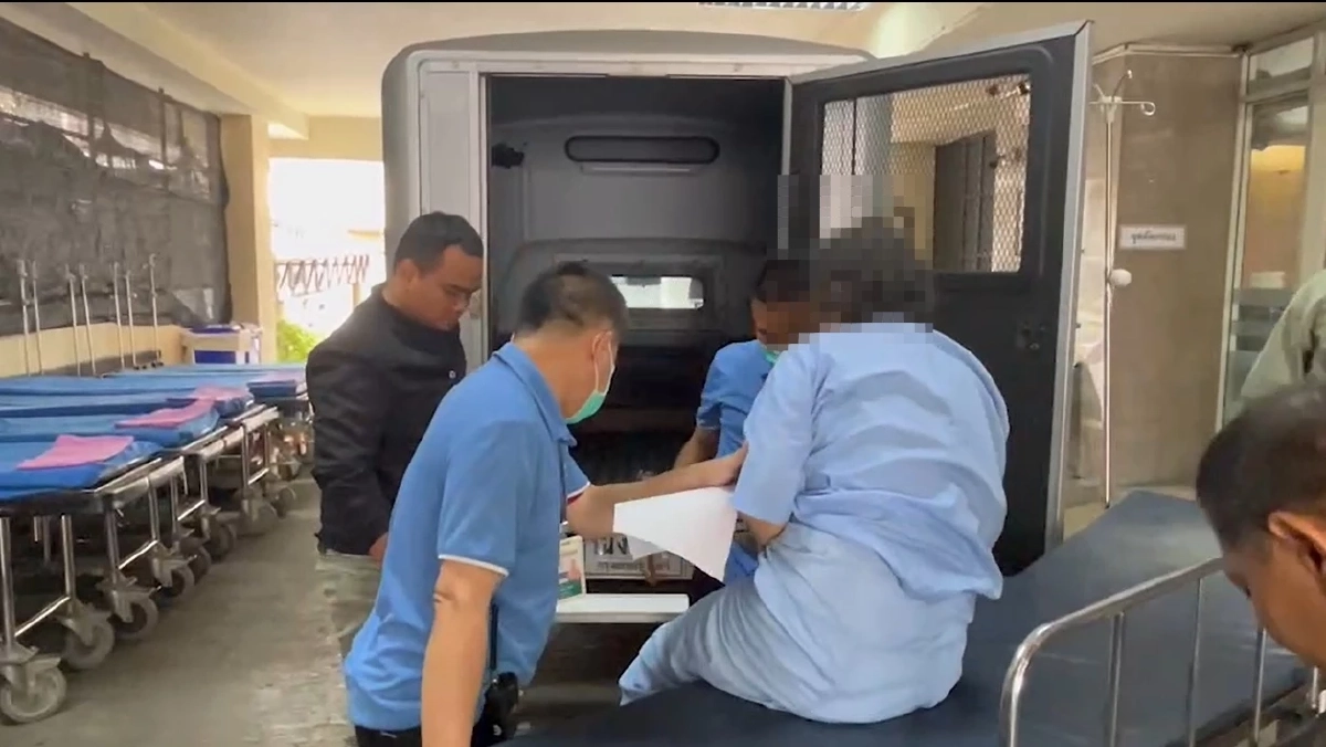 ตำรวจคุมตัวเมียอดีตนักมวย สอบปากคำ  ผลตรวจร่างกาย พบสารเสพติด