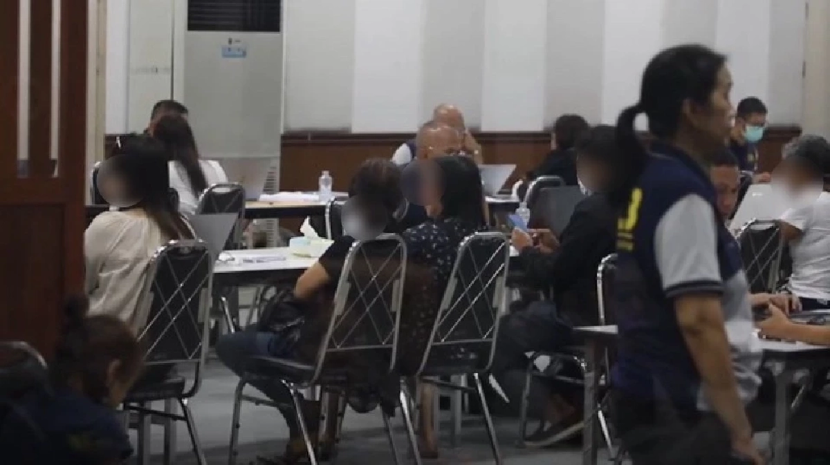 ผู้เสียหายเข้าแจ้งความ