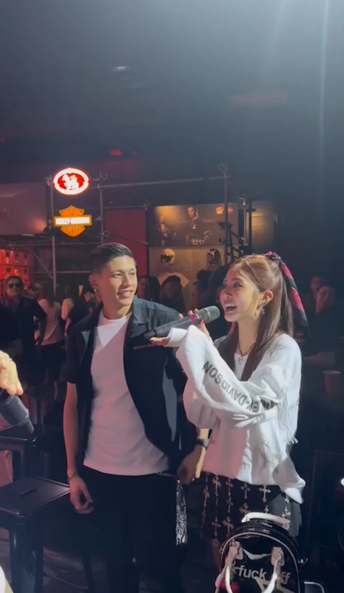 "มายด์ ลภัสลัล" เขินหนัก เจอแซวมี "สามี" กลางงาน ทำแฟนหนุ่มยิ้มเลย