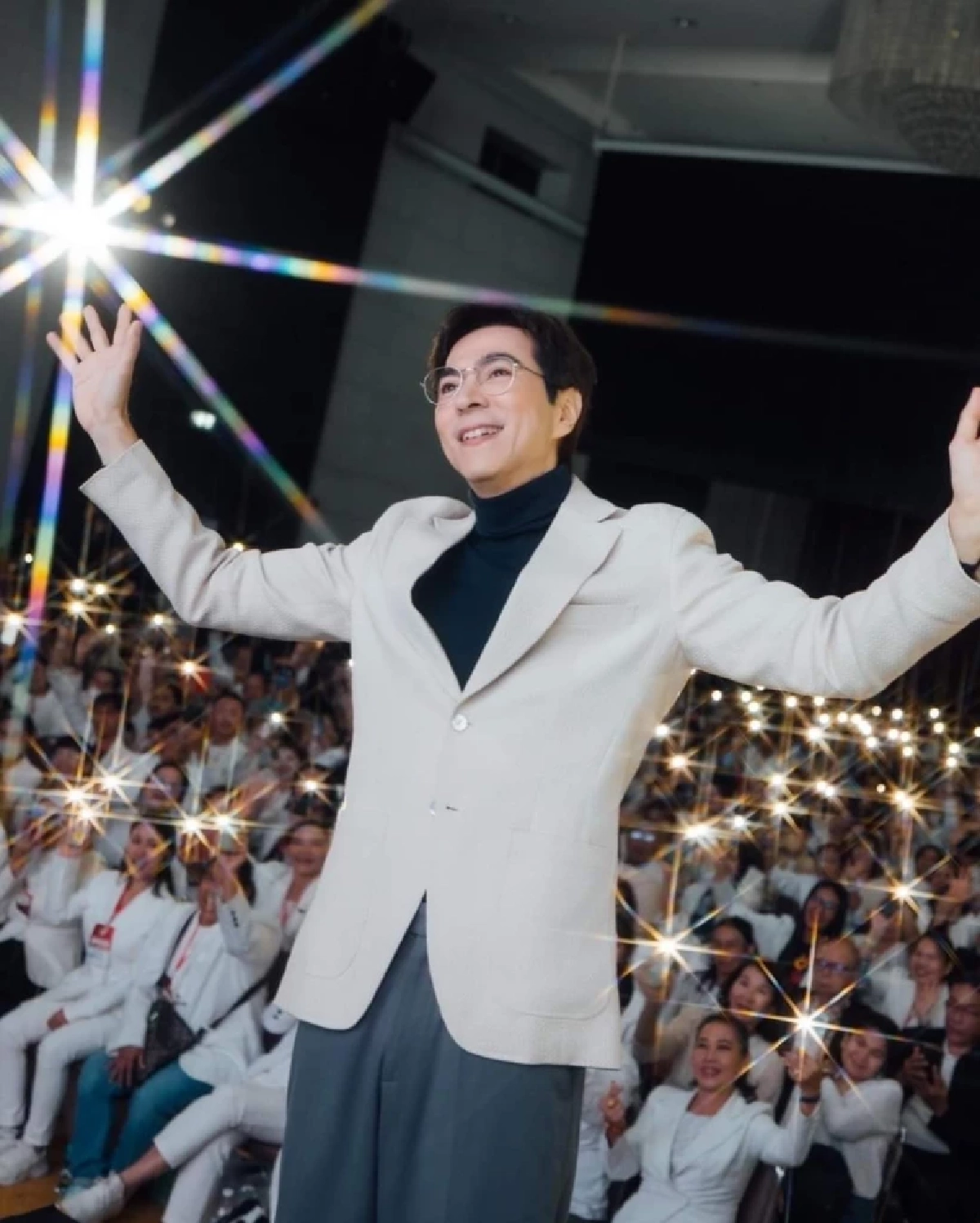 “แซม ยุรนันท์” ตอบแล้ว หลังดราม่าธุรกิจขายออนไลน์บริษัทดัง