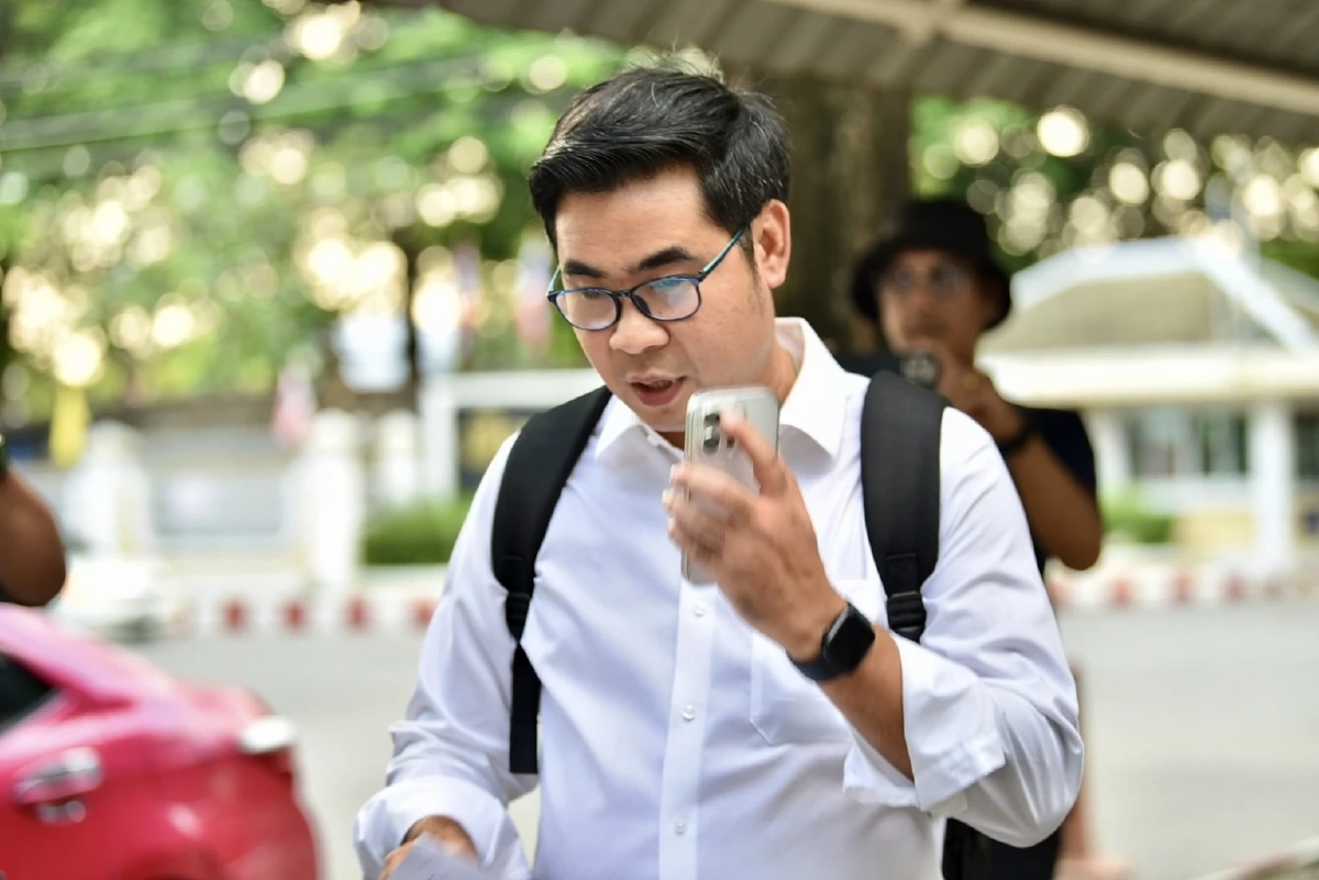 "บอสพอล" เจอทนายตั้มแล้ว แฉไทม์ไลน์ เล่าเป็นฉากๆ ดิไอคอน กรุ๊ป พังเพราะใคร?