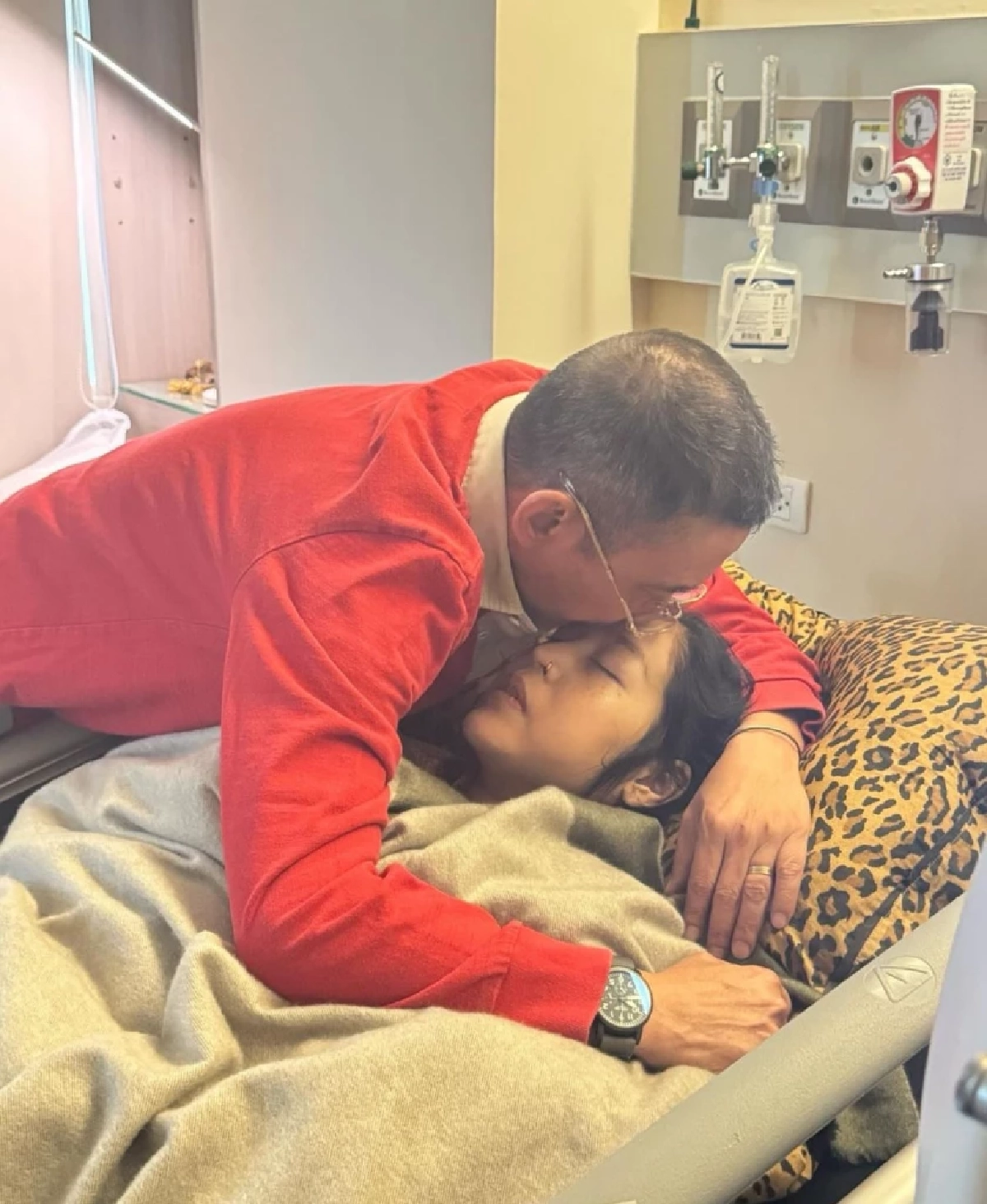 "นายพลดอลลาร์" แฉ รพ. ปฏิเสธการรักษา "คุณหญิงแมงมุม" ถีบหัวทิ้ง ตายช่างมัน?