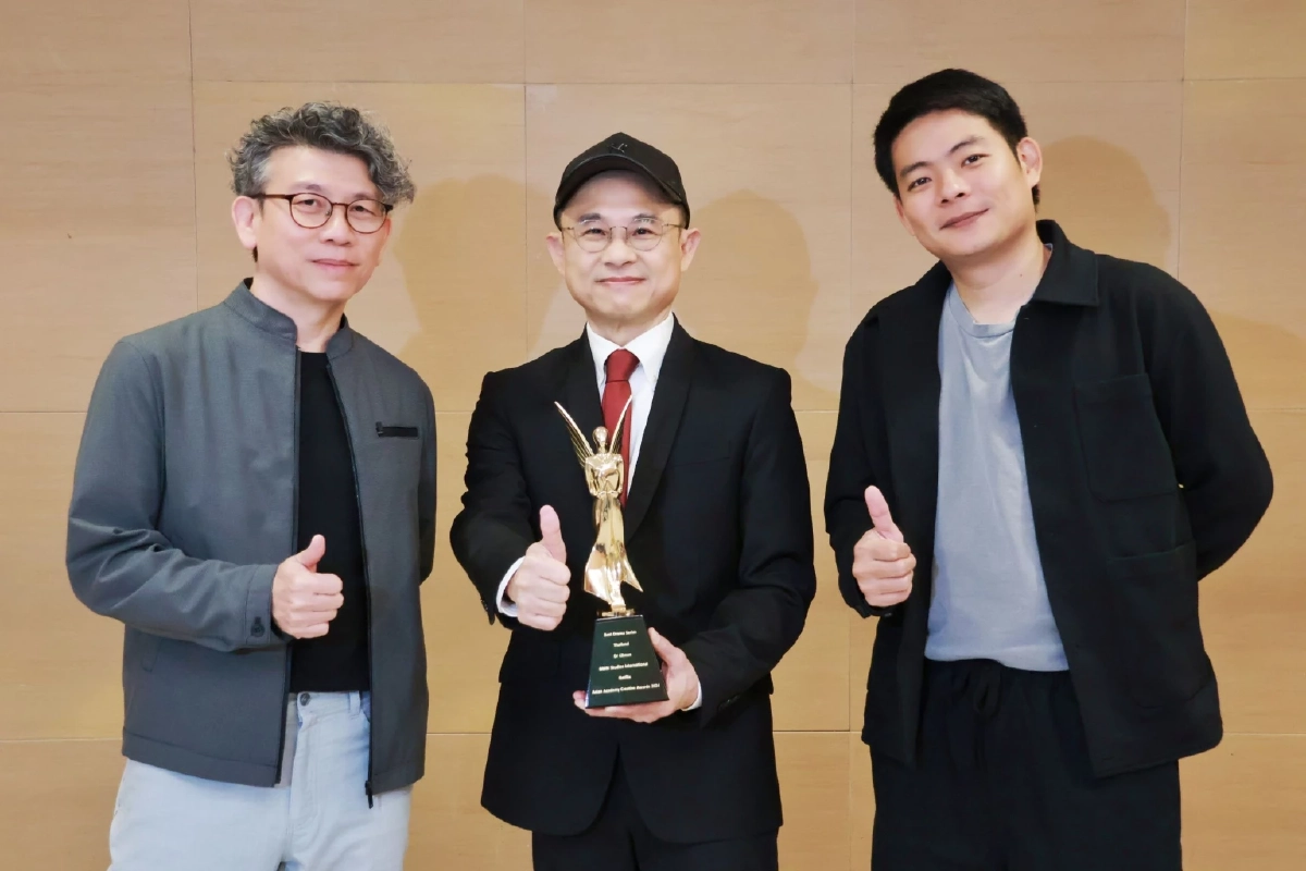 ดอกเตอร์ไคลแมกซ์ ปุจฉาพาเสียว คว้ารางวัล Grand Final Winner Best Drama Series