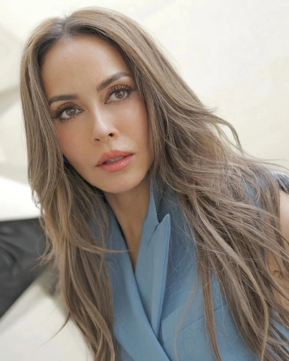 เมนต์ถล่ม \"นัท มีเรีย\" ร้องเพลงรักไม่ช่วยอะไร เวอร์ชั่นเปียโน ทำได้ยังไง?