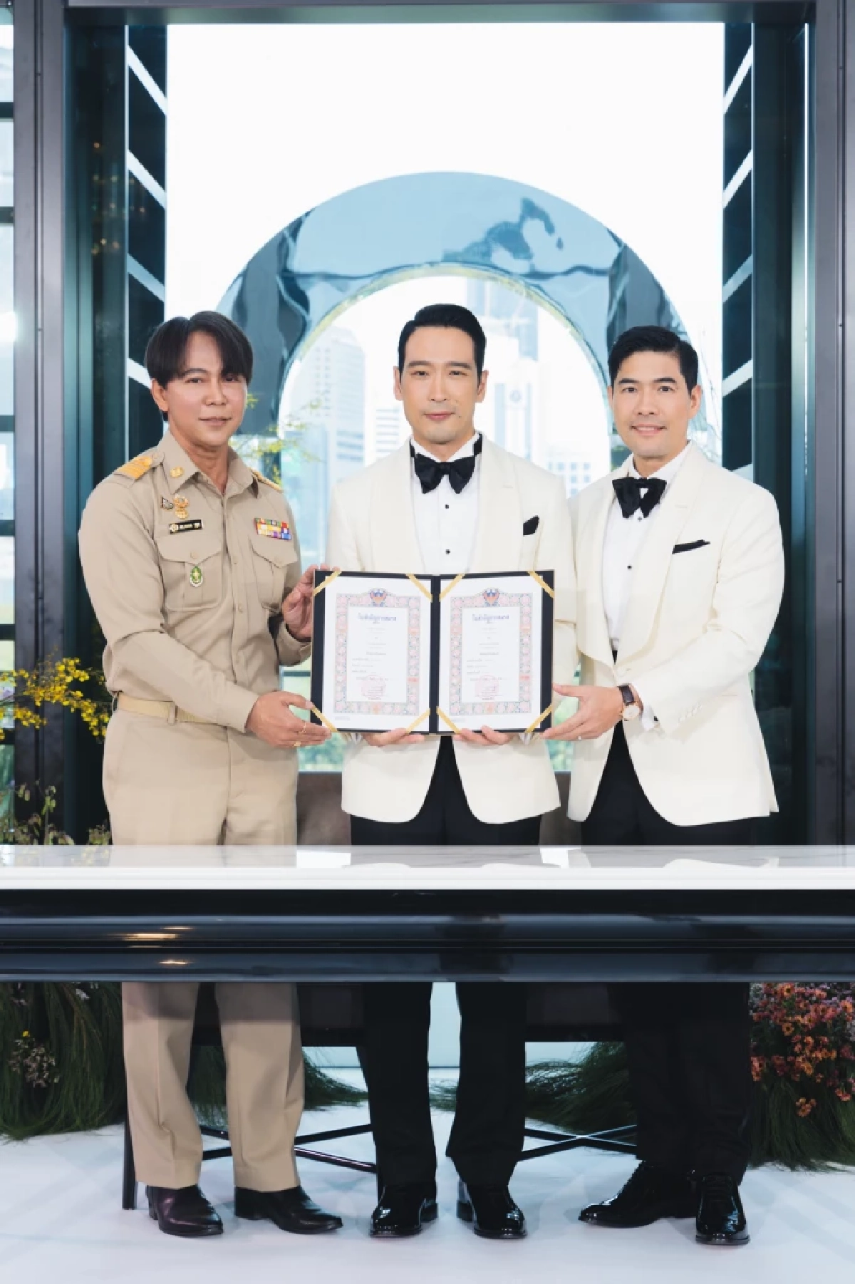 วู้ดดี้-โอ๊ต จดทะเบียนสมรสเท่าเทียม มองความรักไม่ใช่แค่เรื่องของเพศสภาพ