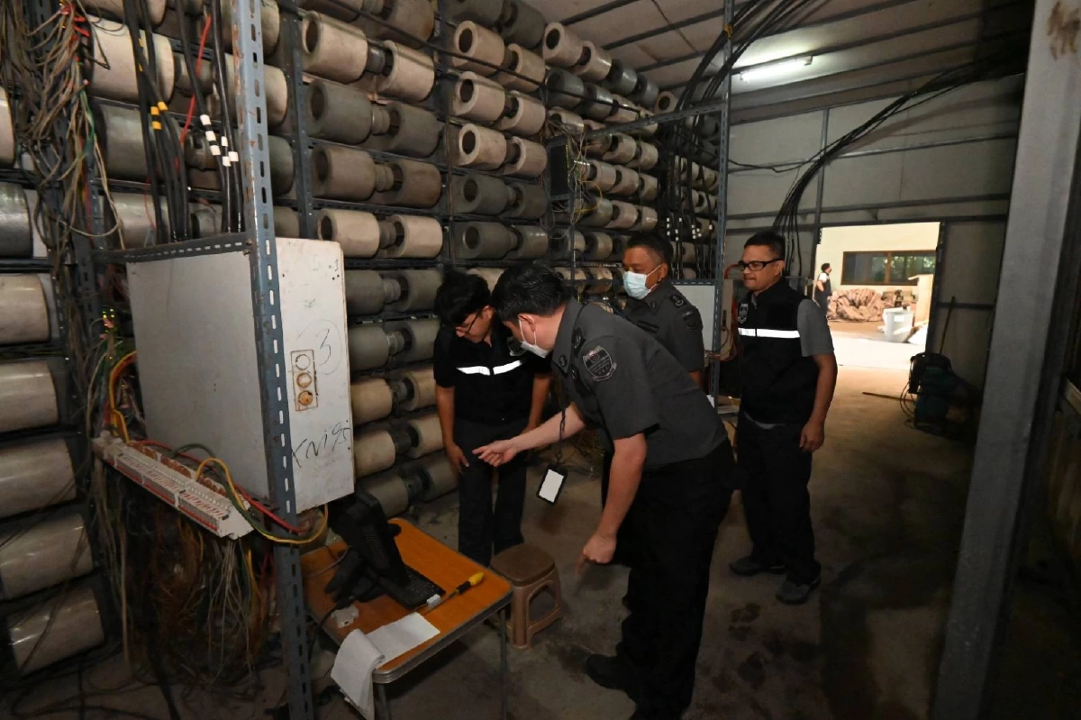 ทลายครั้งใหญ่ เหมืองขุด "บิตคอยน์" 3 โรงงาน ทำรัฐเสียหายกว่า 500 ล้าน