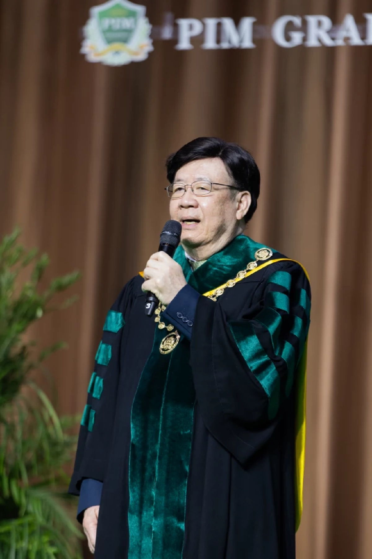 เสิร์ฟรอยยิ้มแห่งความสำเร็จ จบแล้วไปต่อ! รับปริญญาพีไอเอ็มรุ่นที่ 14 พร้อมสร้างคนสู่เส้นทางมืออาชีพ