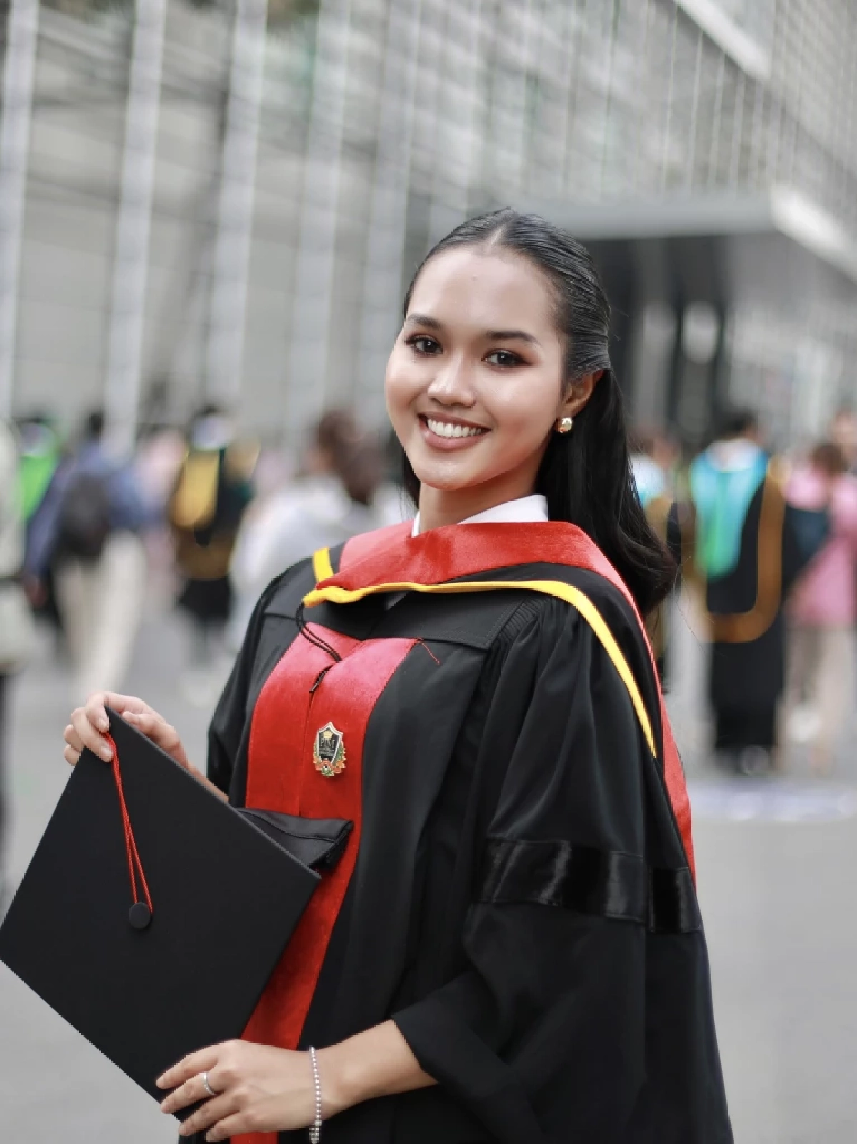 เสิร์ฟรอยยิ้มแห่งความสำเร็จ จบแล้วไปต่อ! รับปริญญาพีไอเอ็มรุ่นที่ 14 พร้อมสร้างคนสู่เส้นทางมืออาชีพ