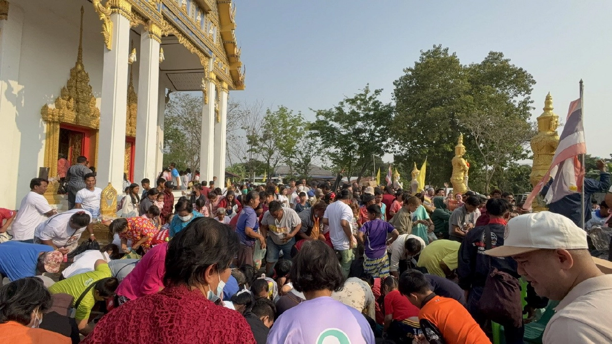 ส่องเลขเด็ด งานบวชแก้บน หลังขอหลวงพ่อขาวเก็บเงินให้ได้ 1 ล้านบาท