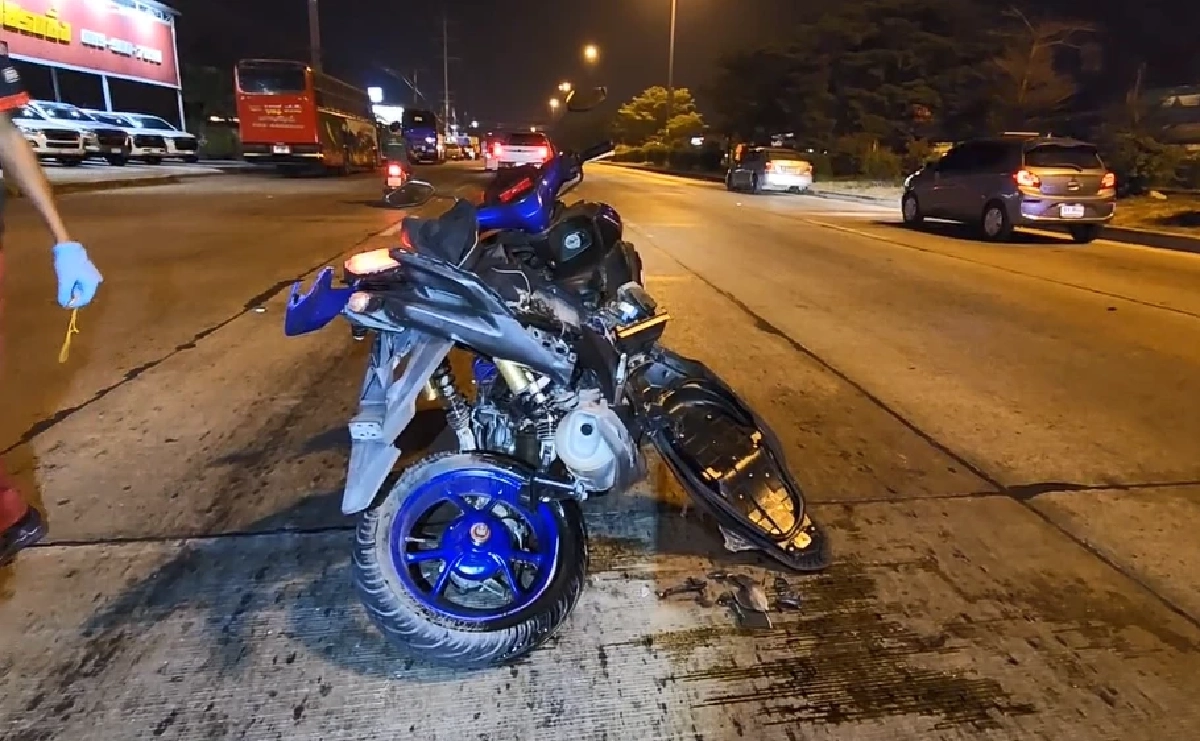 สุดสลด! รถเก๋งพุ่งชน จยย.ซ้อน 3 ดับยกคัน คนขับอ้าง ตัดหน้ากะทันหัน