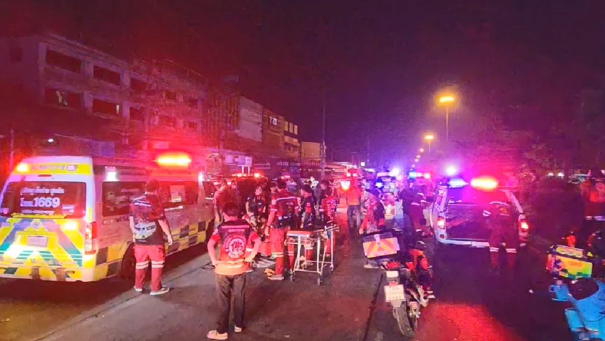 สุดสลด! รถเก๋งพุ่งชน จยย.ซ้อน 3 ดับยกคัน คนขับอ้าง ตัดหน้ากะทันหัน