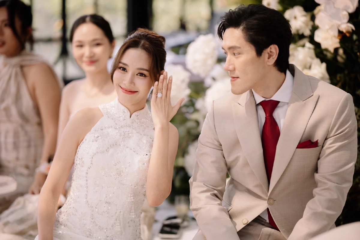 หวานฉ่ำ! "ตูน พิมพ์ปวีณ์" แต่ง "กี้ วัฒนชัย" นักธุรกิจ หลังคบ 13 ปี