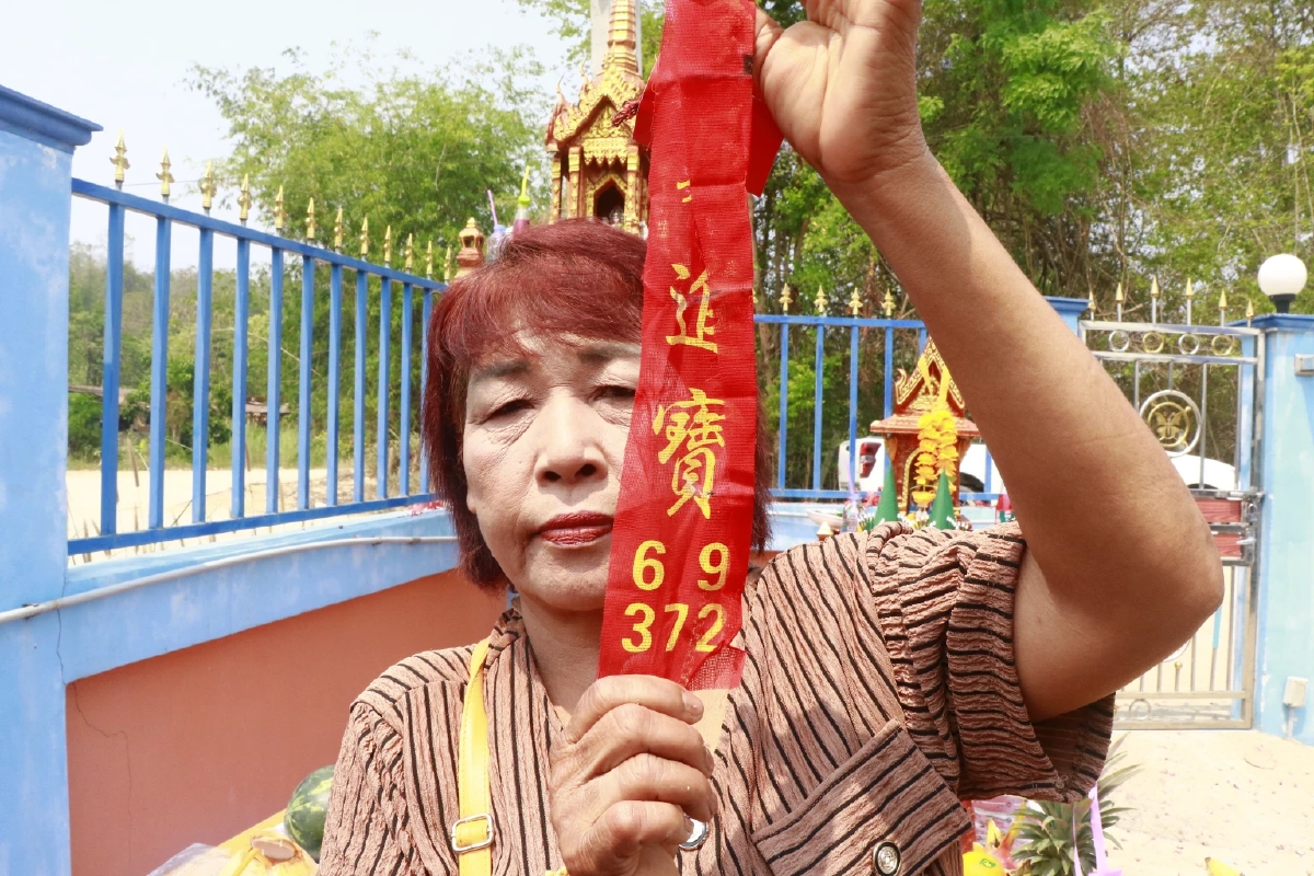 เลขเด็ดเจ๊สวยมาแล้ว! คนเหนือดวงเคยถูกรางวัล 15 งวด เผยเลขล่าสุด