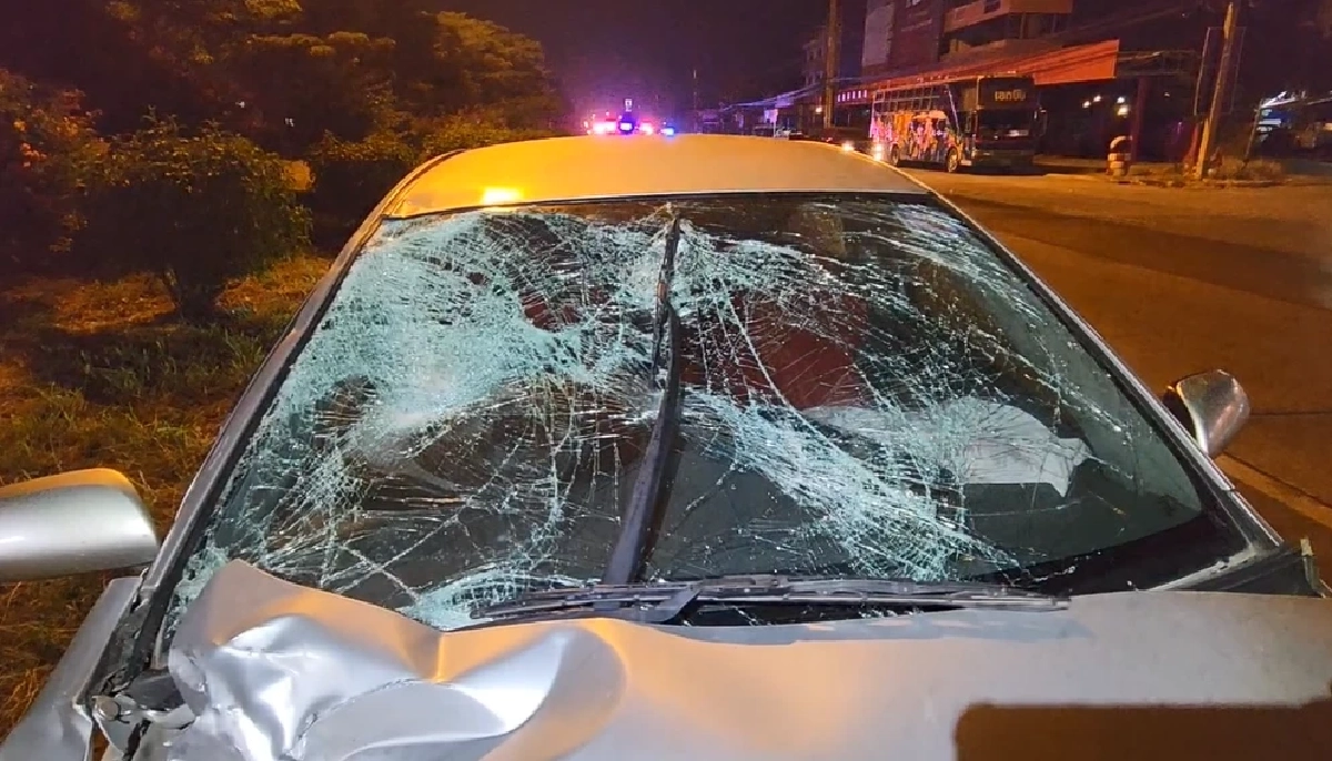 สุดสลด! รถเก๋งพุ่งชน จยย.ซ้อน 3 ดับยกคัน คนขับอ้าง ตัดหน้ากะทันหัน