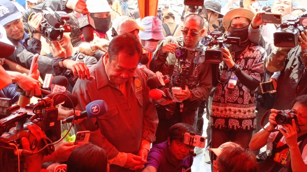 "พ.ต.อ.ทวี" พานักจิตวิทยา ลงพื้นที่เยียวยาจิตใจ ครอบครัวผู้บาดเจ็บ-สูญหาย