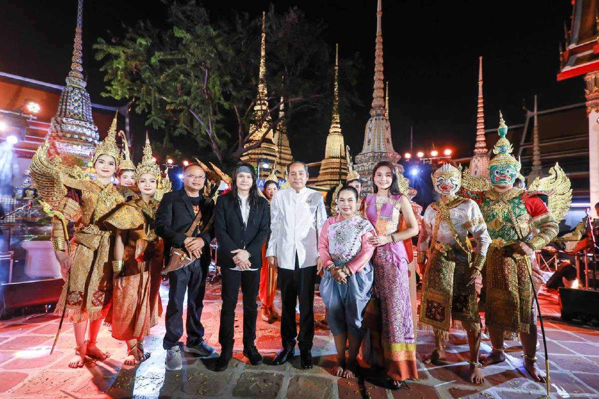 "พี สะเดิด" นำศิลปิน ต่าย-ตุ๊กกี้เซิ้งข้ามโลก เชื่อมสัมพันธ์