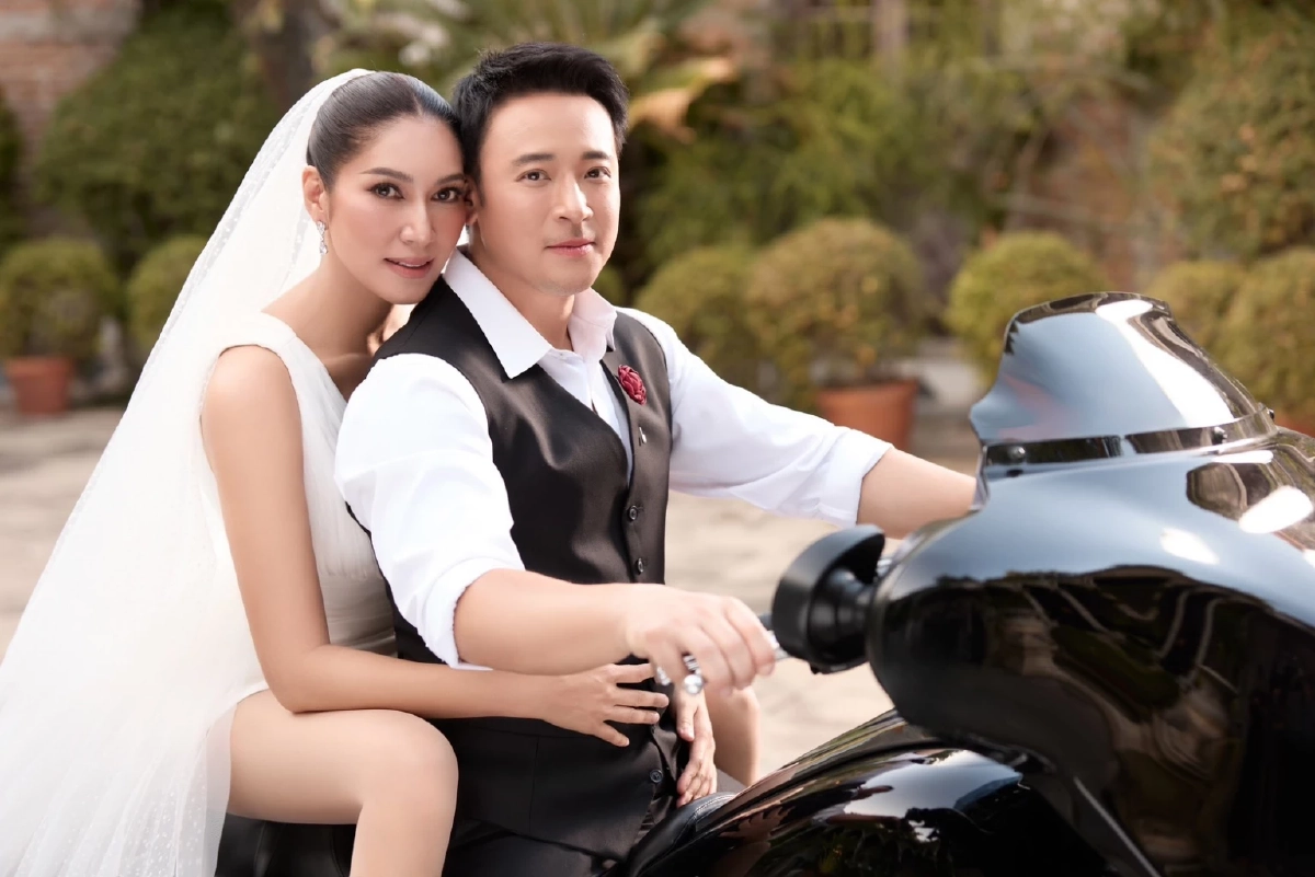 เปิดภาพหวาน "เบนซ์ - มิค" ถ่ายพรีเวดดิ้ง ครบรอบแต่งงาน 12 ปี