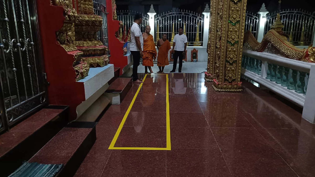 ลูกไฟปริศนา ตกจากฟ้าพุ่งลงหลังโบสถ์ เกิดปาฏิหาริย์น่าขนลุก