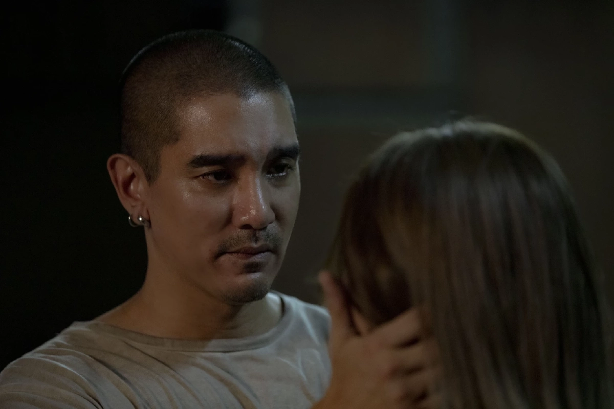 "ดีเจแมน-ใบเตย" สวมกอดแน่น น้ำตาไหล ใน MV "ครั้งนี้" ของ "deasy"