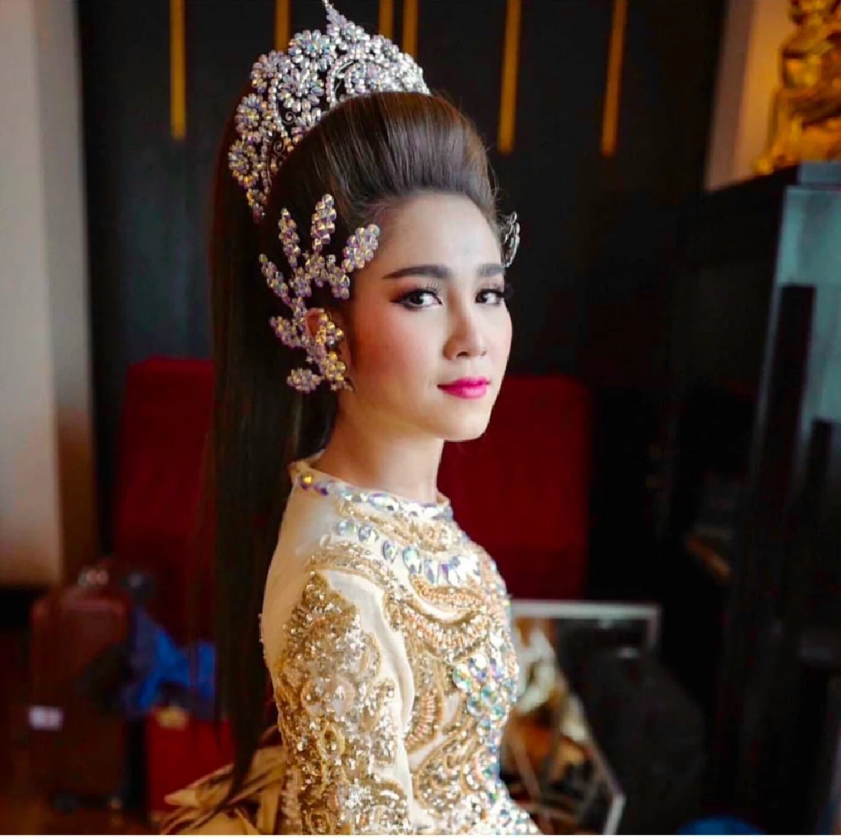 เปิดสาเหตุ \"วิรดา วงศ์เทวัญ\" นางเอกลิเกดัง เสียชีวิตเพราะอะไร?