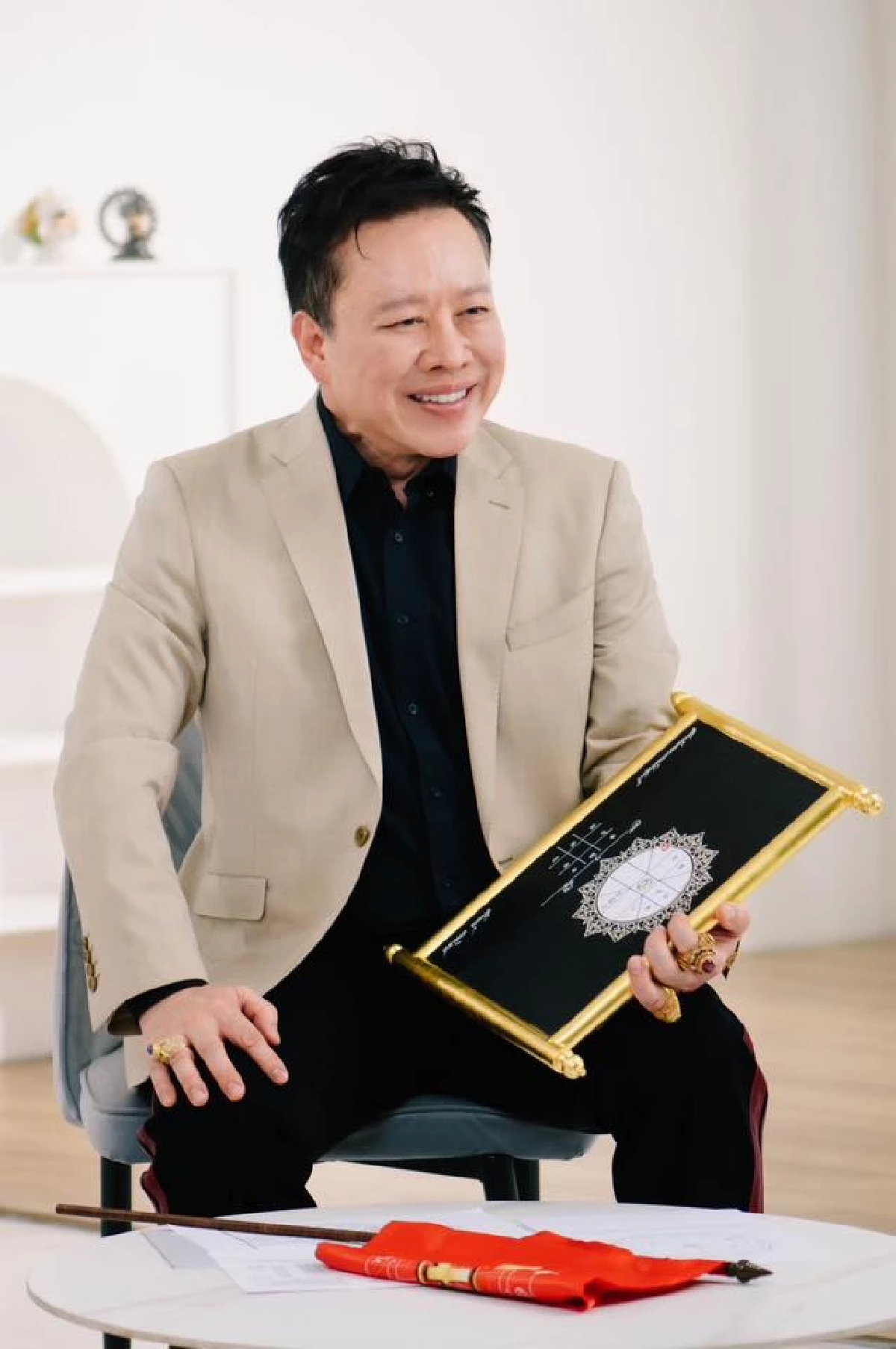 \"หมอลักษณ์\" ฟันธง 2 ราศีเฮงใหญ่! รับทรัพย์รัวๆ จัดเต็มเลขนำโชค