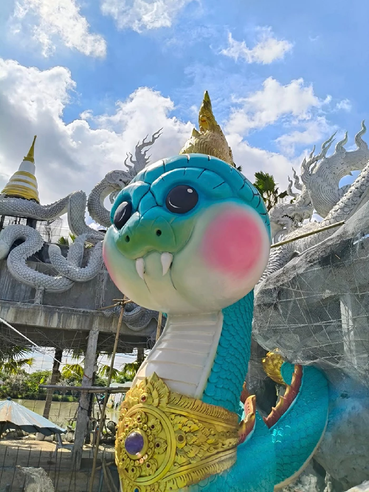 พาไปมู “พญาน้อล” สุดคิวต์! ขวัญใจสายบุญ วัดดอนใหญ่ ปทุมธานี