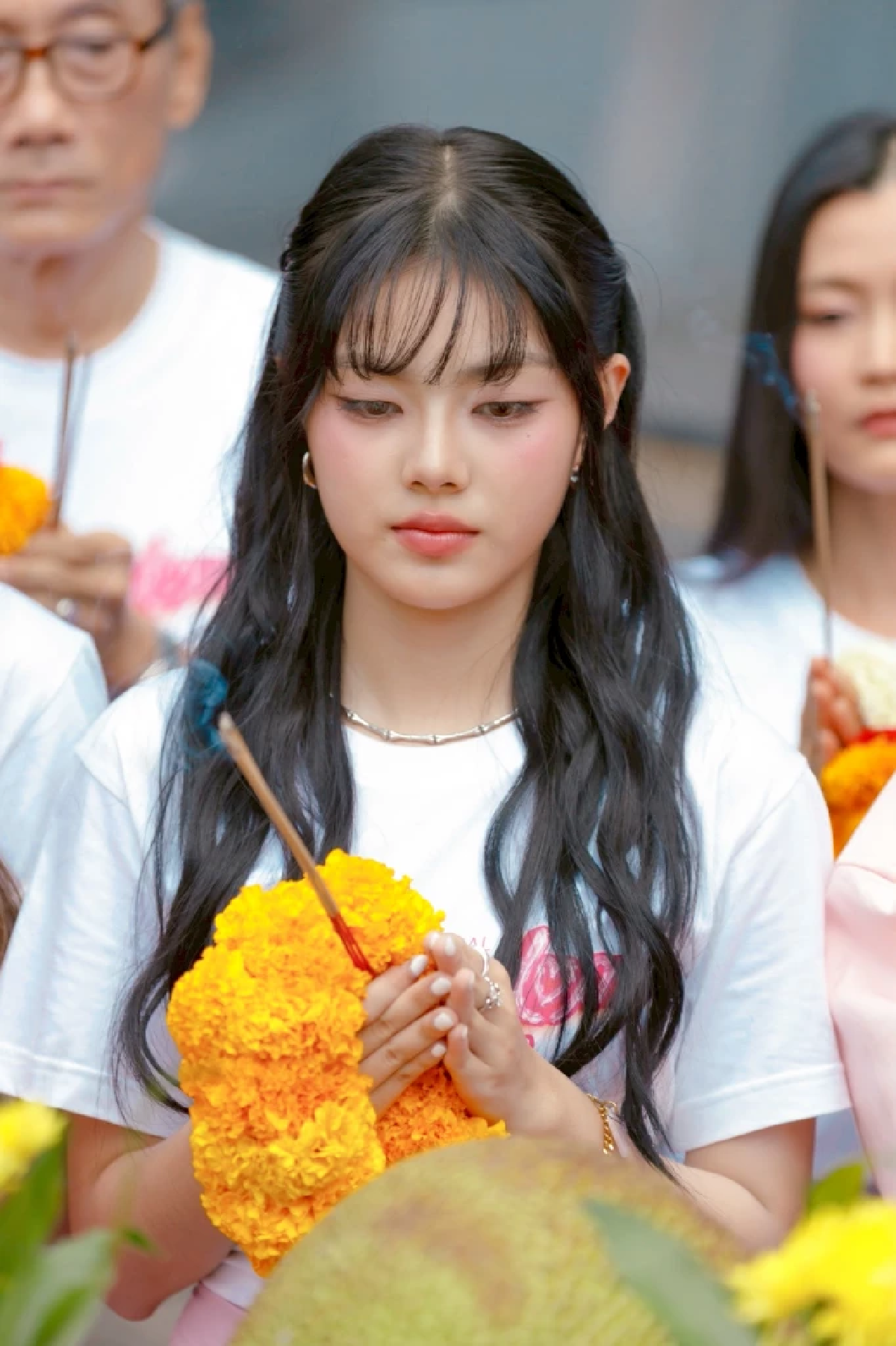 เปิดเคมีใหม่! \"แพม-อาฮ๋วง\" บวงสรวง \"QUEENDOM ซ่อนใจไว้ที่เธอ\"