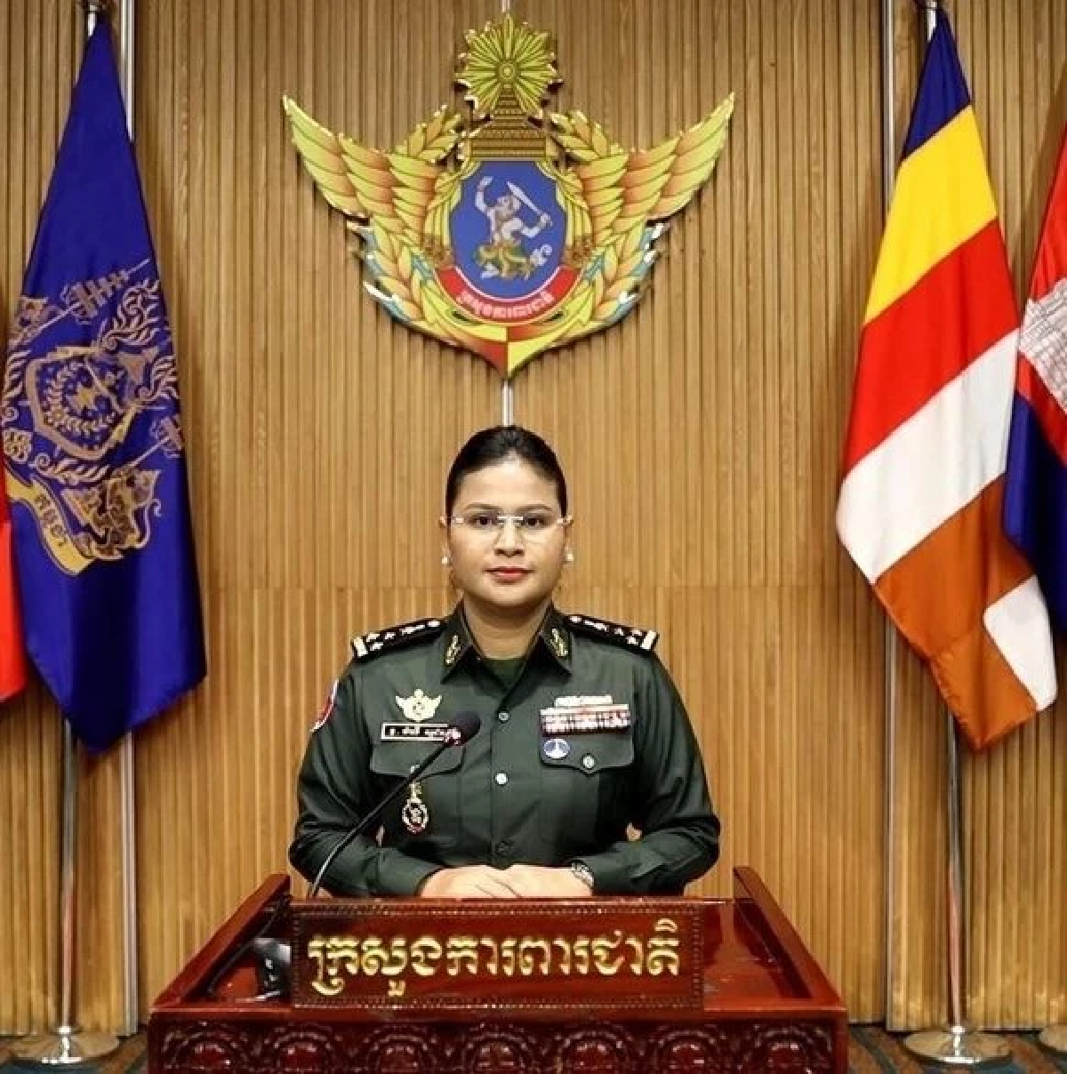 รัฐบาลฟาด \"มาลี โสเจียตา\" สื่อสารไปโลกไหน? พูดไปได้ไม่ได้ยิง เสียงที่ได้ยินคือพลุไว้อาลัย!
