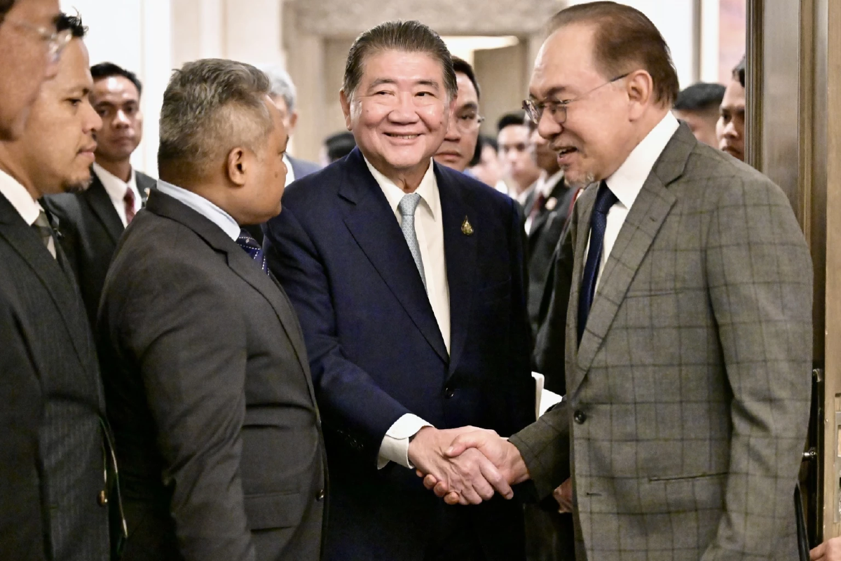 ไลฟ์สด สรุปการเจรจา \"ไทย-กัมพูชา\" หยุดยิง - กองทัพ 2 ฝ่าย หารือพรุ่งนี้
