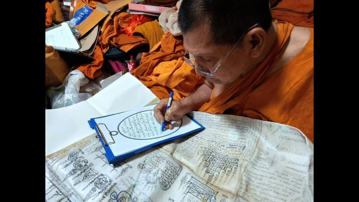 ขนลุก! \"ทหารไทย\" พกเหรียญ \"หลวงปู่ศิลา\" รอดตายปาฏิหารย์ หลังถูกกัมพูชายิงระเบิดใส่