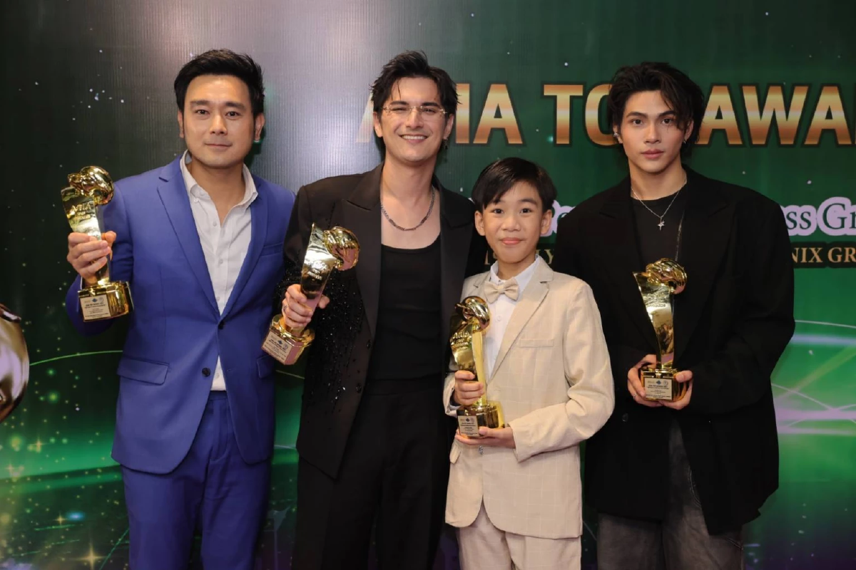 \"แบมแบม - เป๊ก ผลิตโชค\" คว้ายอดเยี่ยมแห่งปี Asia Top Awards 2025