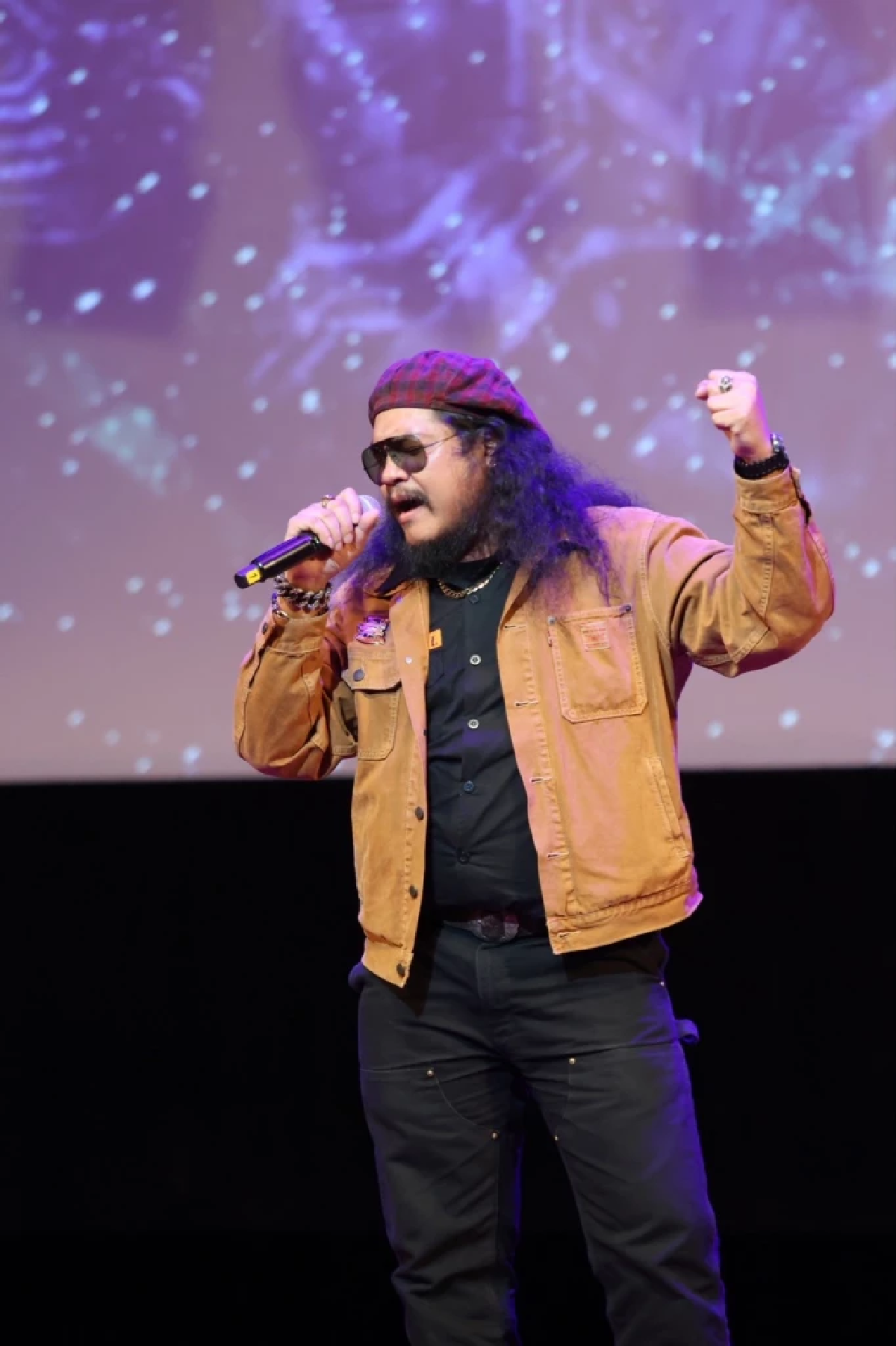 \"อ.พยัพ - ครูสลา\" นำทีมศิลปินรับรางวัล \"เพชรในเพลง\" วันภาษาไทยแห่งชาติ