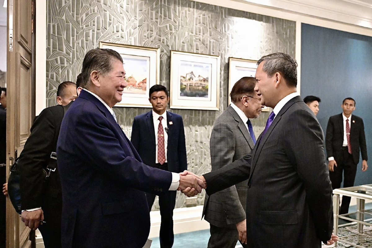 ไลฟ์สด สรุปการเจรจา \"ไทย-กัมพูชา\" หยุดยิง - กองทัพ 2 ฝ่าย หารือพรุ่งนี้
