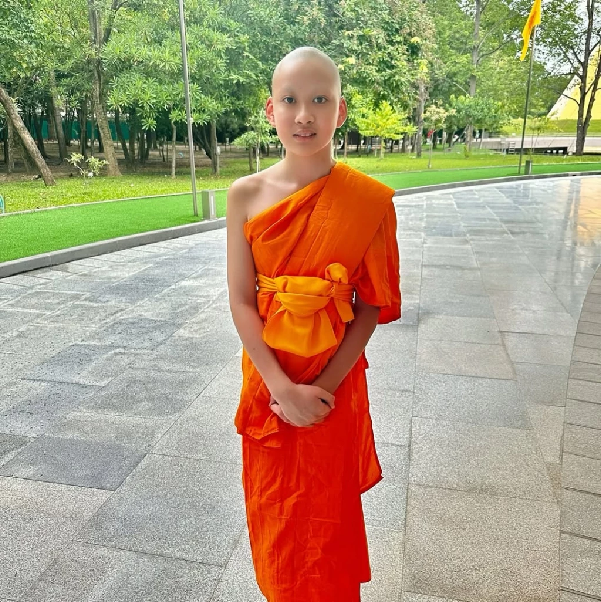 ดวงใจ\"ตั๊ก - เจ้าสัว\"ลูกชายบวชสุดปลื้ม ลุ้นเลขเด็ด \"สามเณรข้าวหอม\"