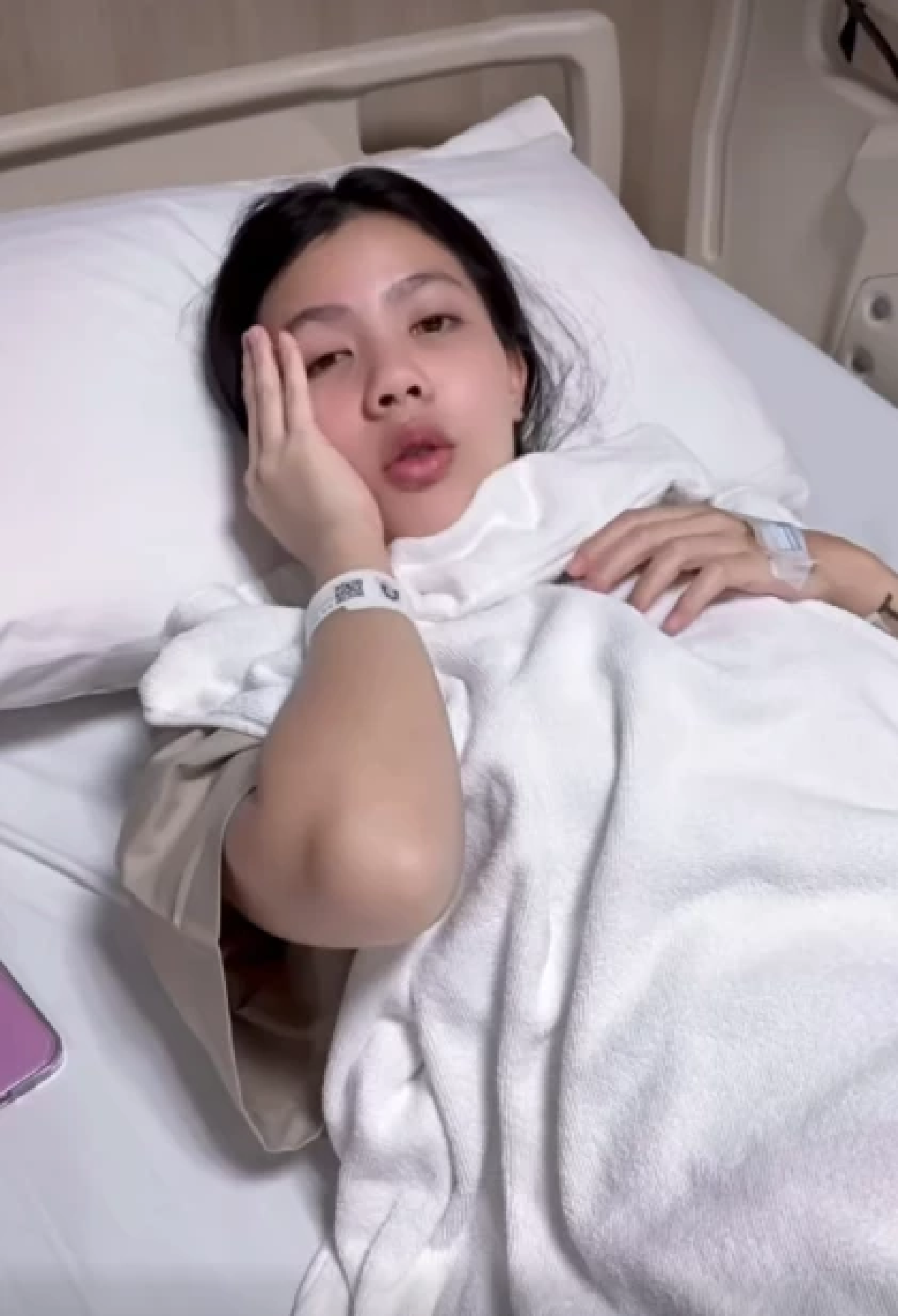 จุดจบสายเเข็ง! \"กระต่าย พรรณนิภา\" แอดมิทด่วน หลังกินคอลลาเจนรัวๆไม่พัก