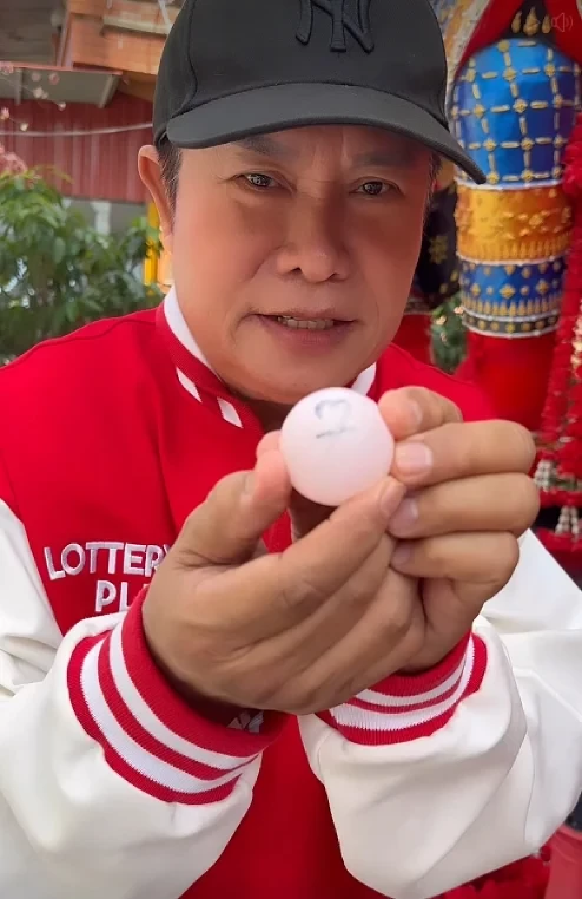 เลขเด็ด \"มนต์สิทธิ์ คำสร้อย\" ล้วงไห ท้าวเวสสุวรรณ ให้โชค 3 ตัวตรง
