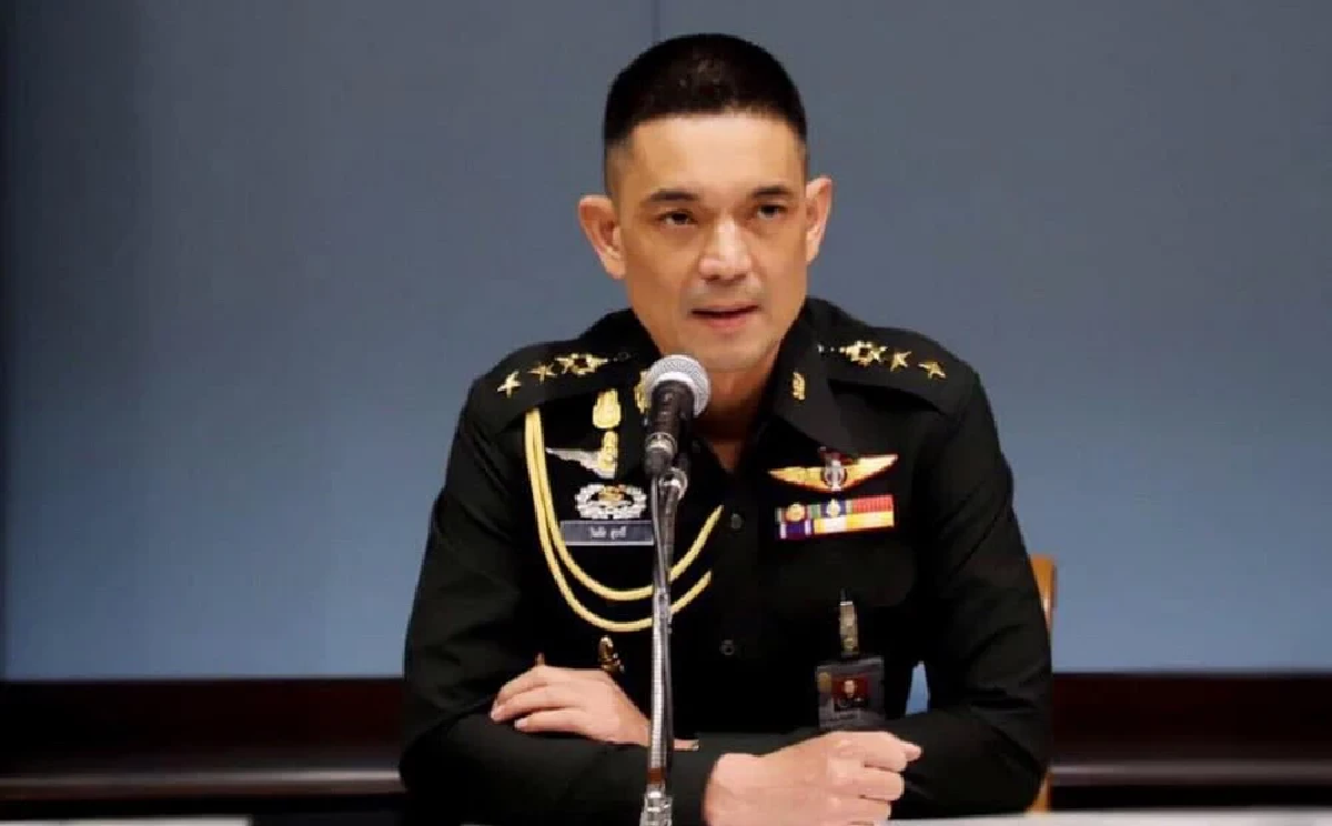 โฆษก ทบ. เผย กัมพูชายิงสนับสนุนระยะไกล ใช้อาวุธทุกรูปแบบโจมตีไทย