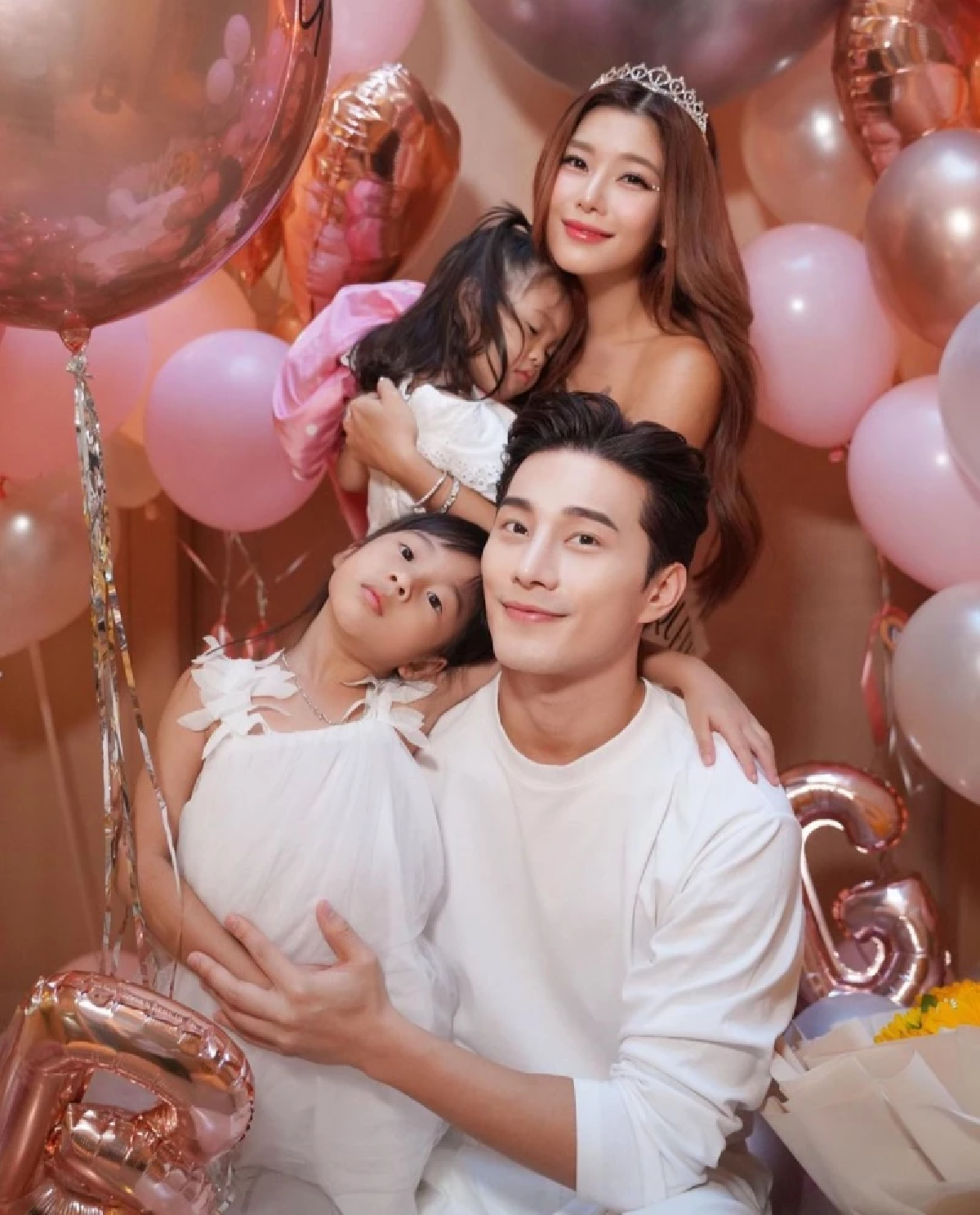 \"บี้ ธรรศภาคย์\" ตอบชัด! ทำอะไรกับหน้ามาบ้าง ย้อนจุดเริ่มต้นคู่ชีวิต