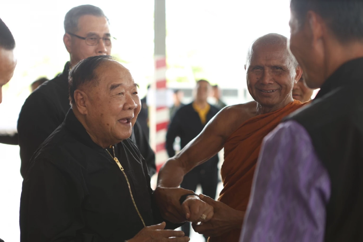 ลุงป้อม ลั่น ต้องมีคนรับผิดชอบเหตุปะทะชายแดน ซัดรัฐบาลไทยอ่อนแอ