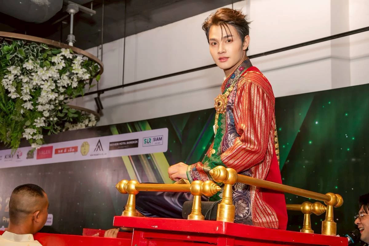 \"แบมแบม - เป๊ก ผลิตโชค\" คว้ายอดเยี่ยมแห่งปี Asia Top Awards 2025