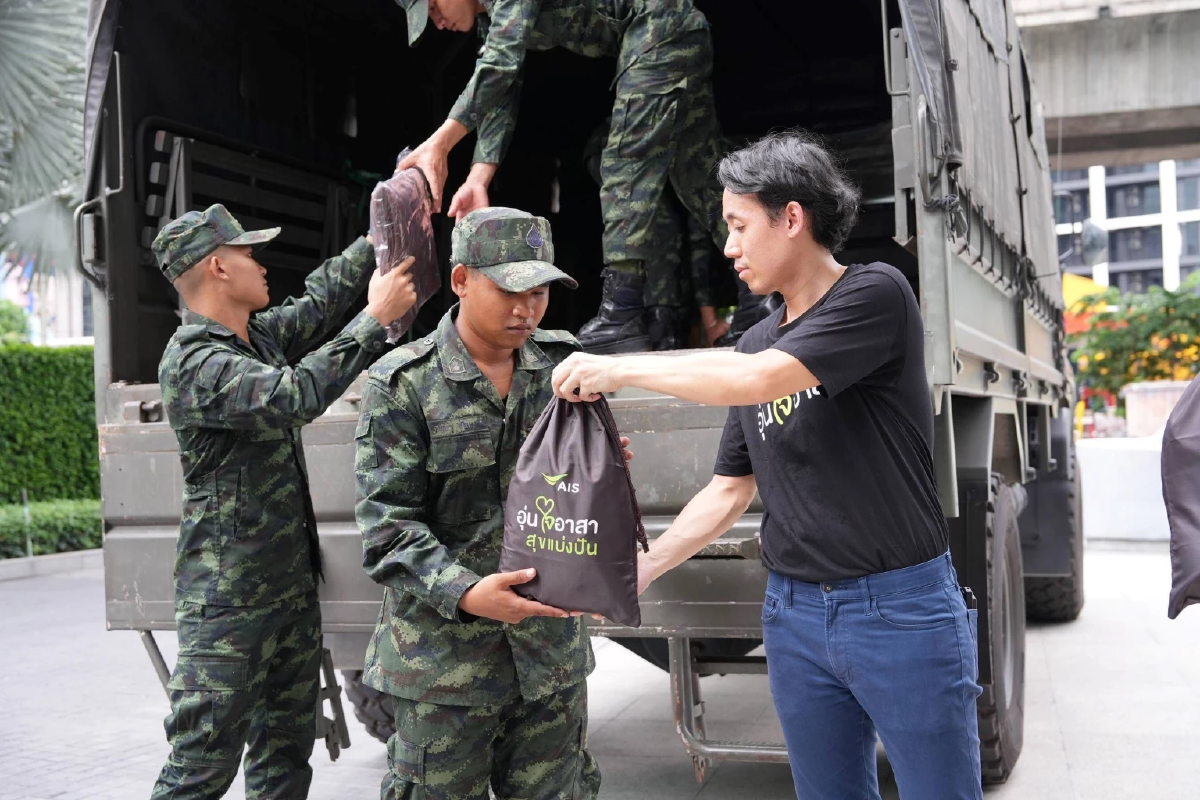 AIS ส่งถุงยังชีพ–เสริมระบบสื่อสาร ในสถานการณ์ชายแดนไทย–กัมพูชา  พร้อมดูแลลูกค้าเต็มกำลัง
