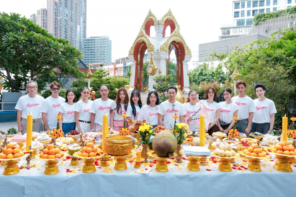 เปิดเคมีใหม่! \"แพม-อาฮ๋วง\" บวงสรวง \"QUEENDOM ซ่อนใจไว้ที่เธอ\"